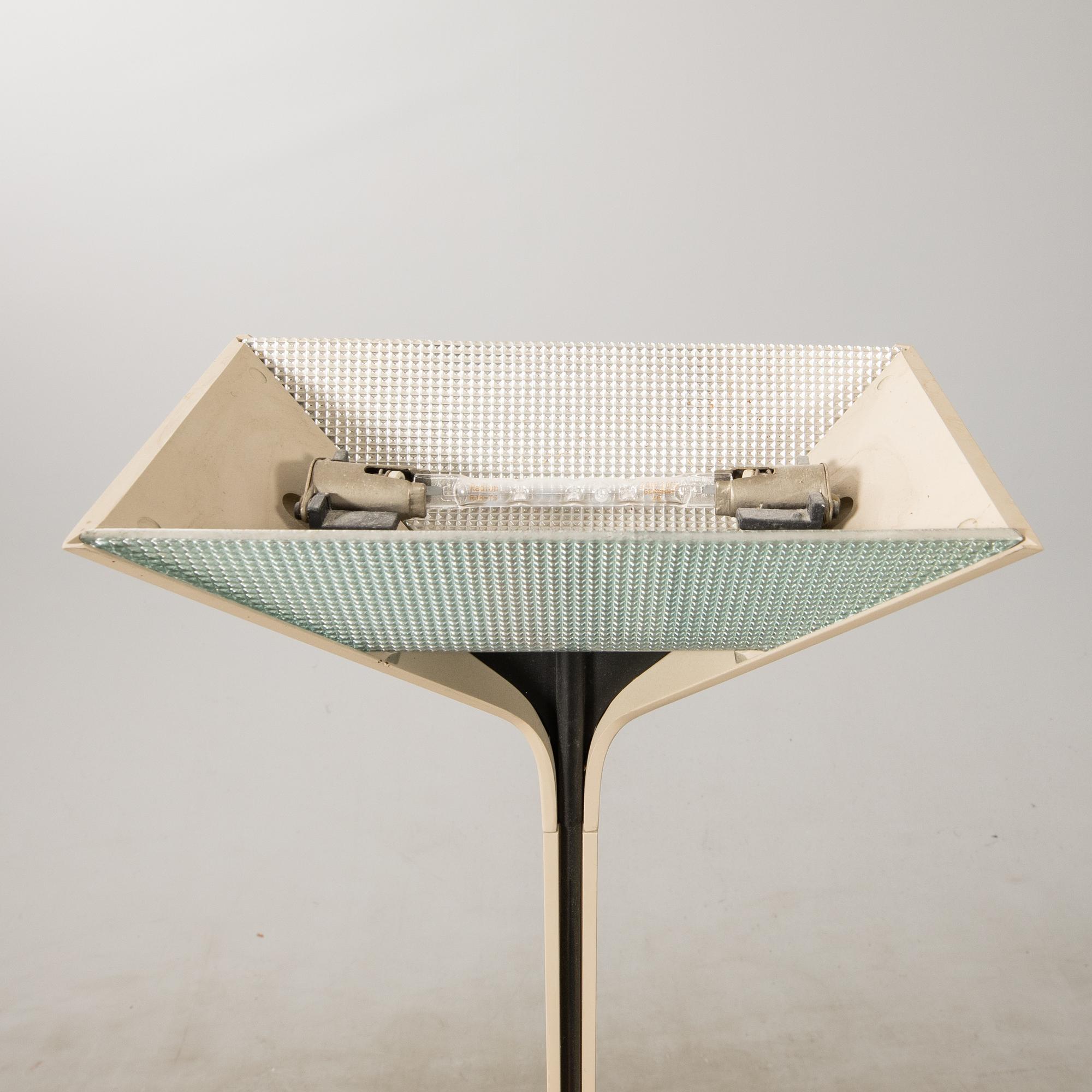 Tobia Scarpa, Floor lamp "Papillona", Flos, Italy.