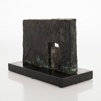 Tapio Junno, Pienoisveistos Helene Schjerfbeckin muistomerkistä "Ovi".