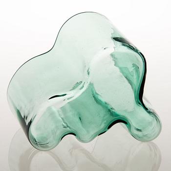 Alvar Aalto, A '9750' vase Karhula Glassworks in production 1937-1949. Finland.