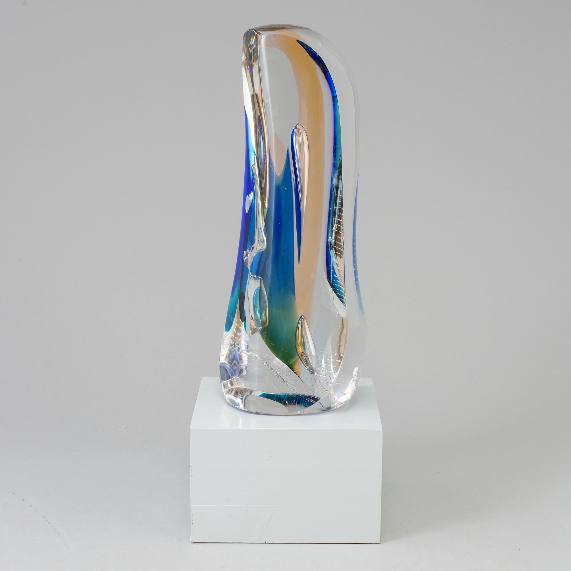 GÖRAN WÄRFF, glasskulptur, "Anden i Glaset", Kosta Boda 1900-taelts senare del. Unik.