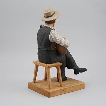 HERMAN ROSELL, träfigur, signerad och daterad 1949.