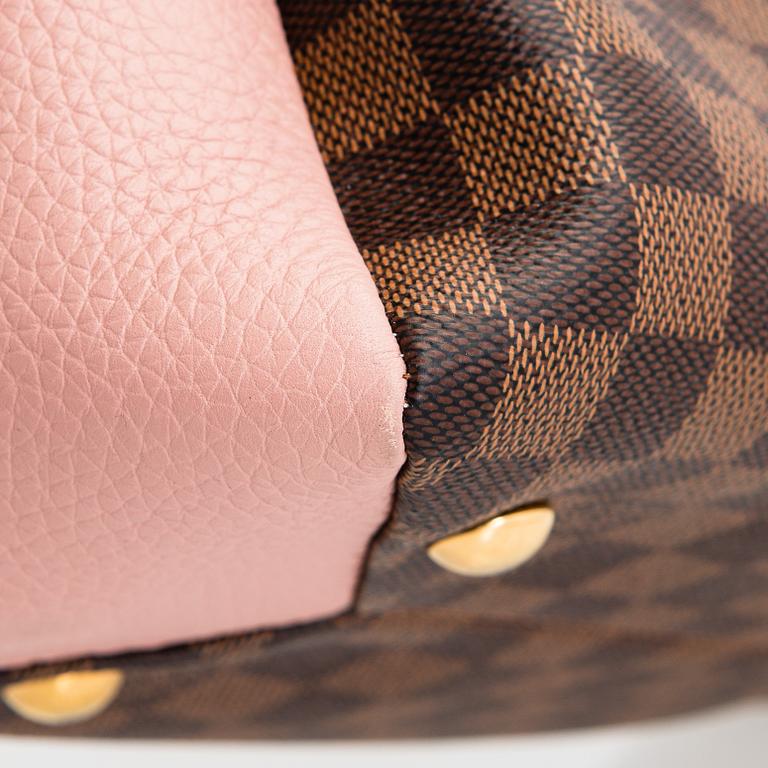 Louis Vuitton, "Brittany", väska.
