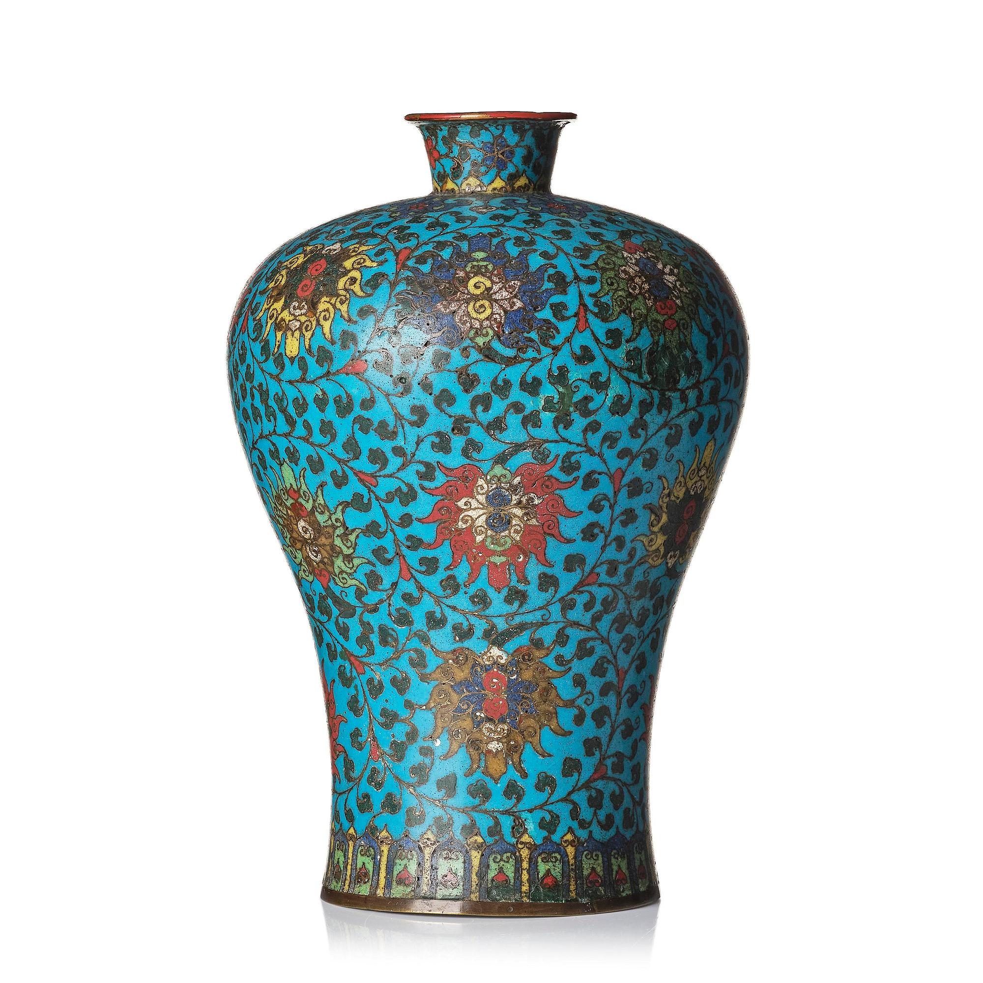 A cloisonne 'lotus' vase, Meiping, late Ming dynasty, 17th century.