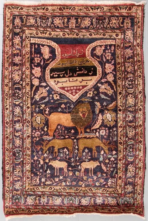 An oriental rug, old, 183 x 124 cm.