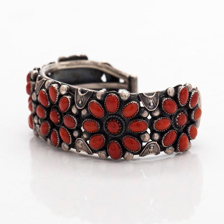 Paul Begay, cuff bracelet, cabochon cut corals, silver.
