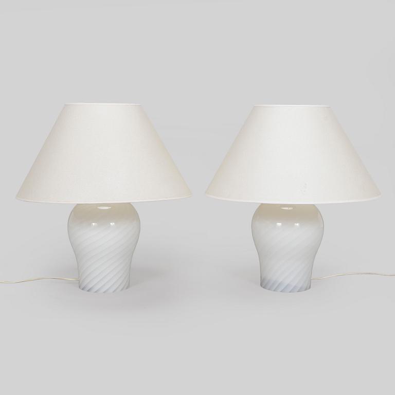 Bordslampor, ett par, DaVinci, Italien 1900-talets senare hälft.