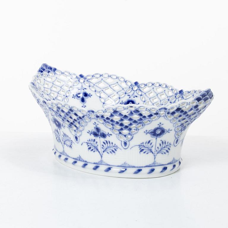 Royal Copenhagen, A pierced bowl, full lace, "Musselmalet", Denmark.