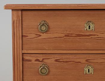 BYRÅ, sengustaviansk stil, omkring 1900.