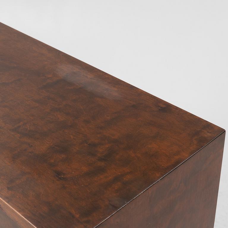 A  1930s functionalist bookcase.