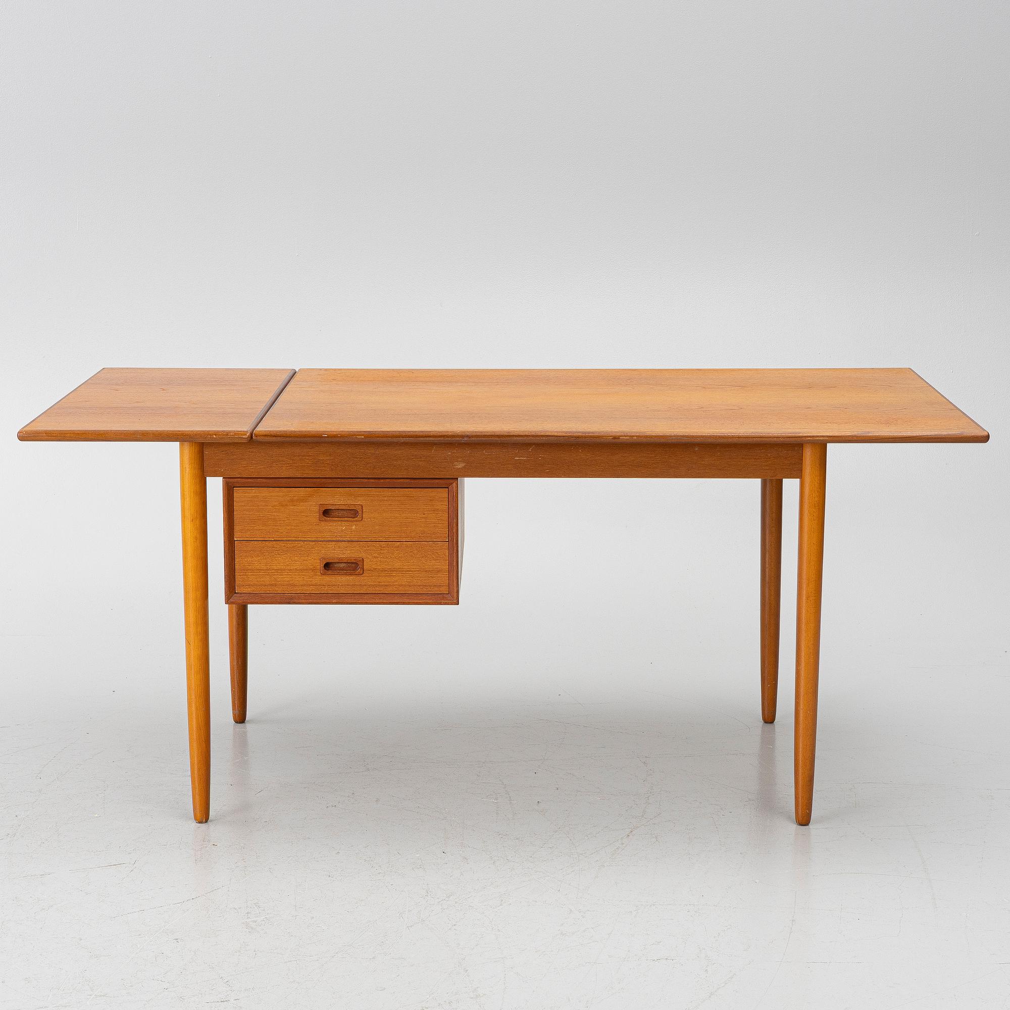 Desk, second half of the 20th century.