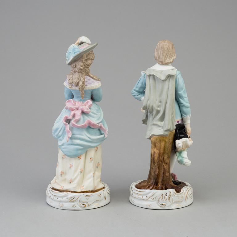 FIGURINER, ett par, biskviporslin. Tyskland, sannolikt Schumann, Berlin, sent 1800-tal.