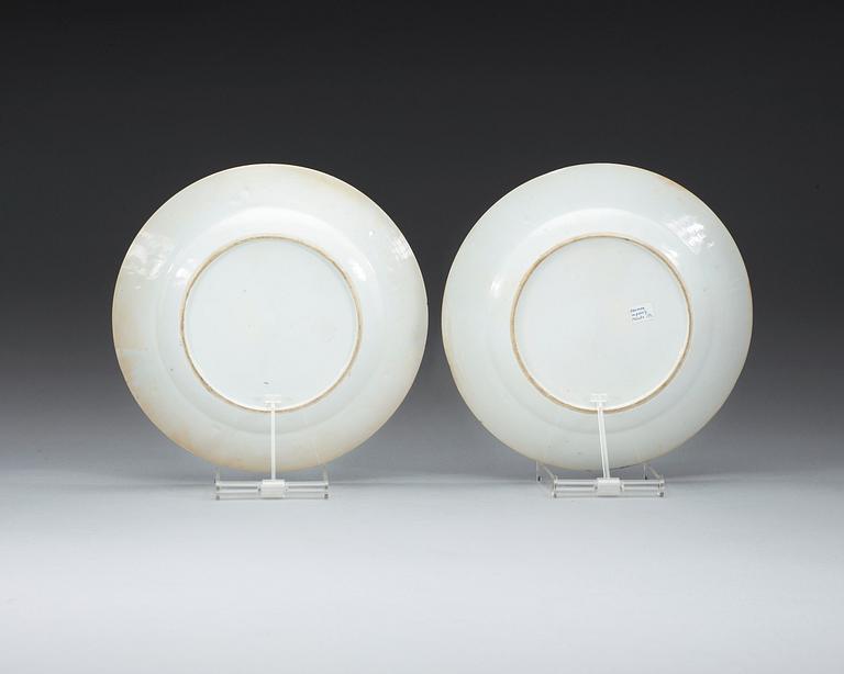A pair of blue and white armorial dinner plates, Qing dynasty, Qianlong (1736-95).
