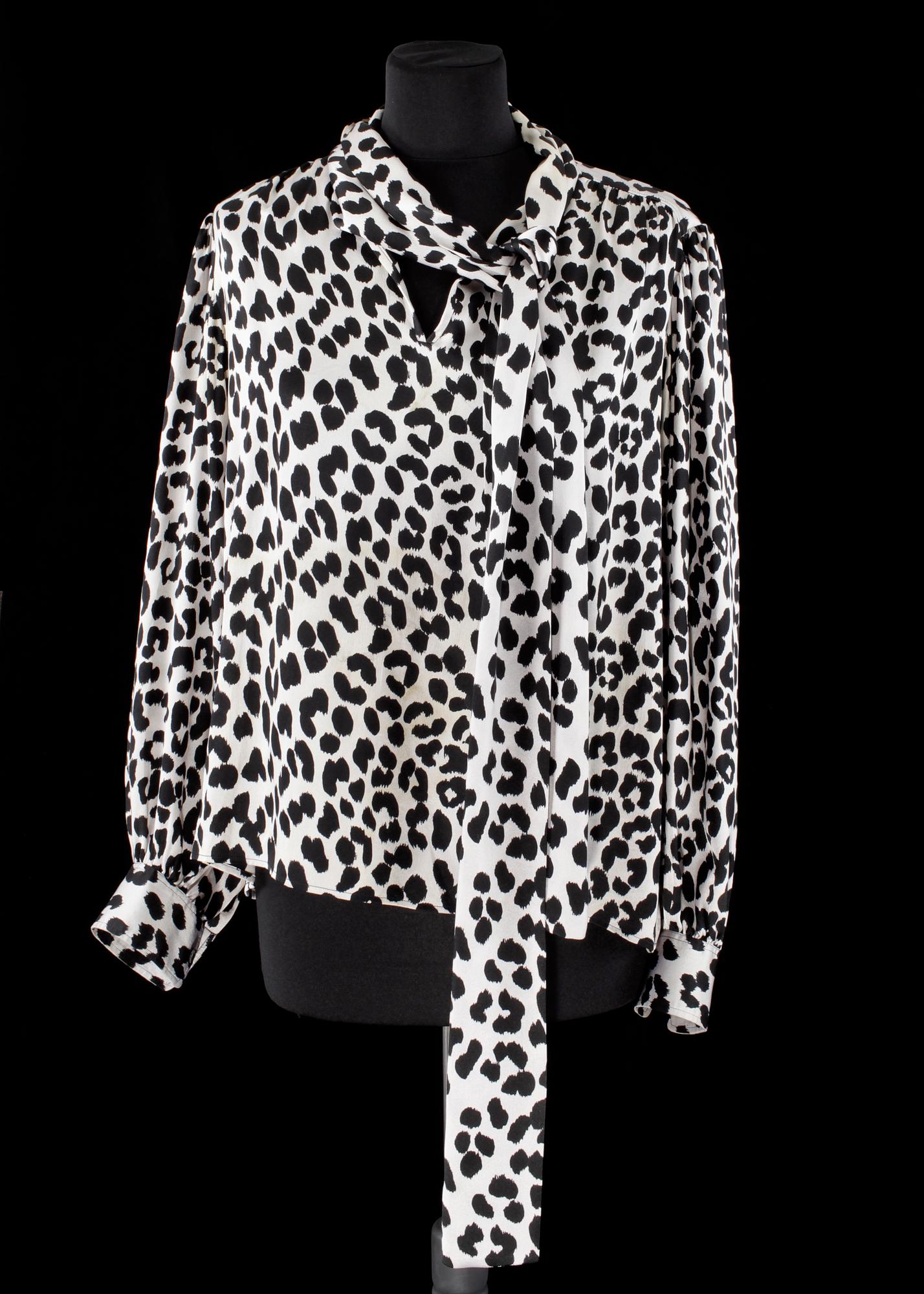 YVES SAINT LAURENT, Blusar, 2 st.