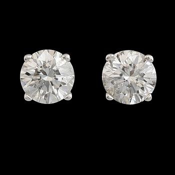 ÖRHÄNGEN, 1 par, 14 k vitguld, briljantslipade diamanter tot ca 0.33 ct.