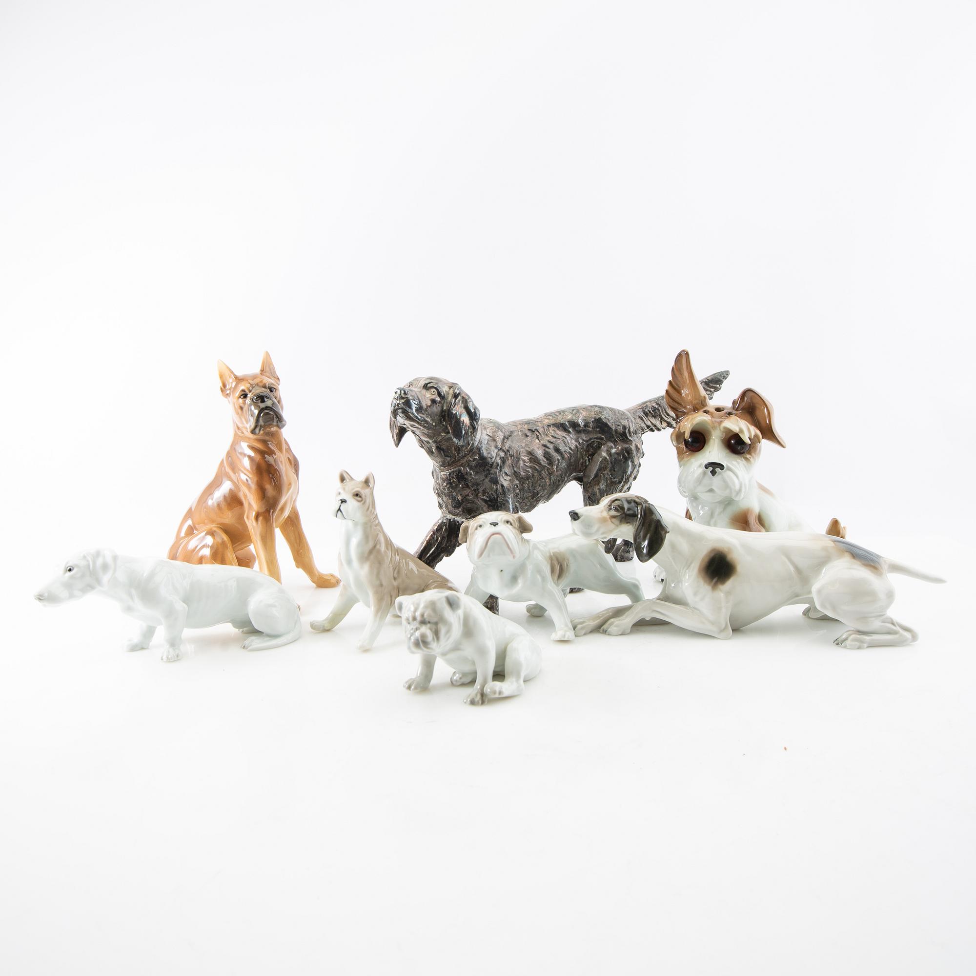 Figurines 8 pcs 20th century porcelain and metal.