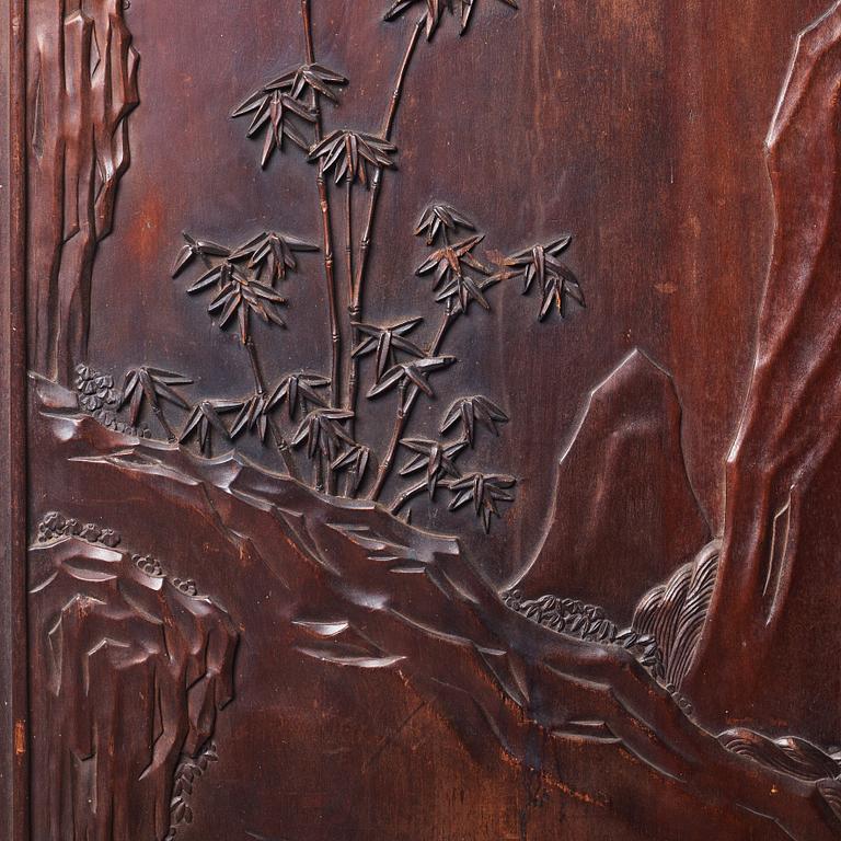 Two wooden panels, Qing dynasty, circa 1900.