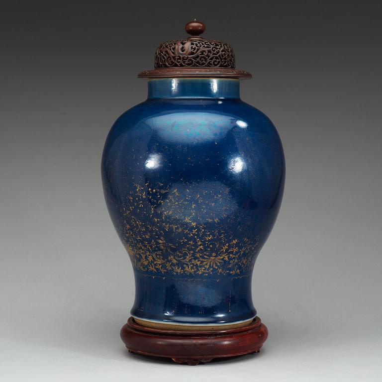 A powder blue vase, Qing dynasty, Qianlong (1736-95).