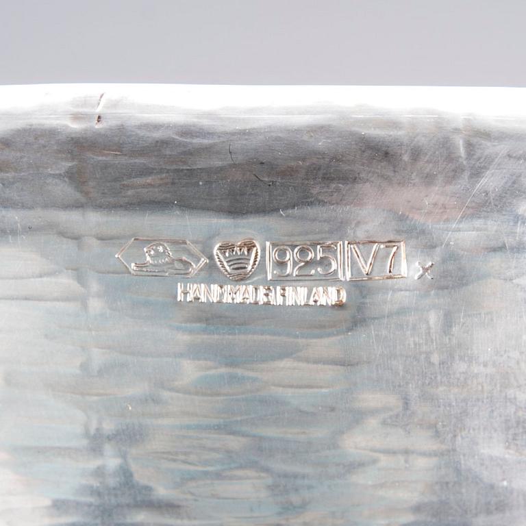 SKÅL, silver, invändigt emaljerad, Reijo Sirkeoja, Kultakeskus, 1974.