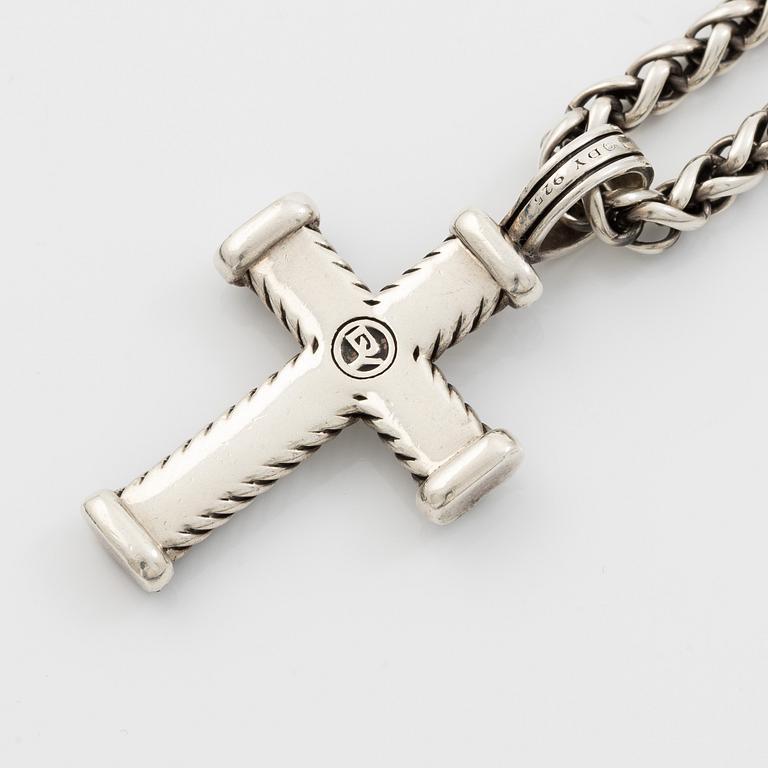 David Yurman, necklace in the form of a cross, silver with black diamonds.