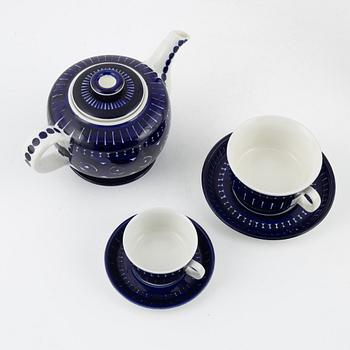 Ulla Procopé, Arabia, a 61-piece 'Velencia' porcelain service from Arabia, Finland.