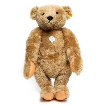 Steiff, Bear, "1906 replica Teddy bear", Germany.