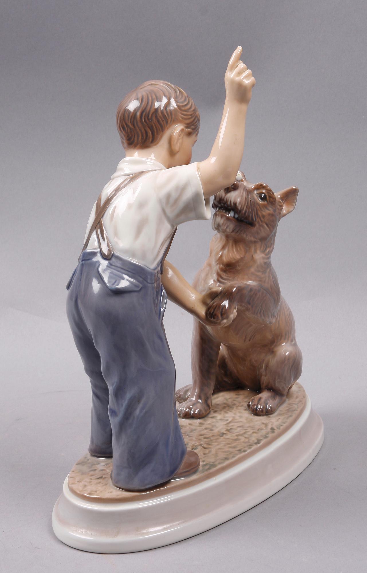 FIGURIN, porslin, Dahl-Jensen, Danmark.