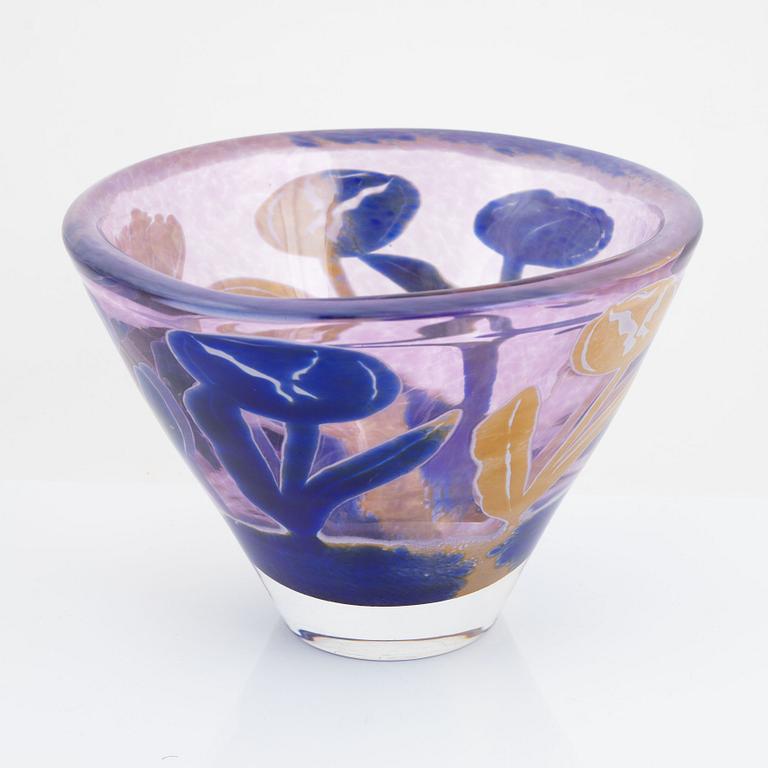 Astrid Gate, bowl, graal, "Tulip", Johansfors, signed and limited edition numbered 10/25.