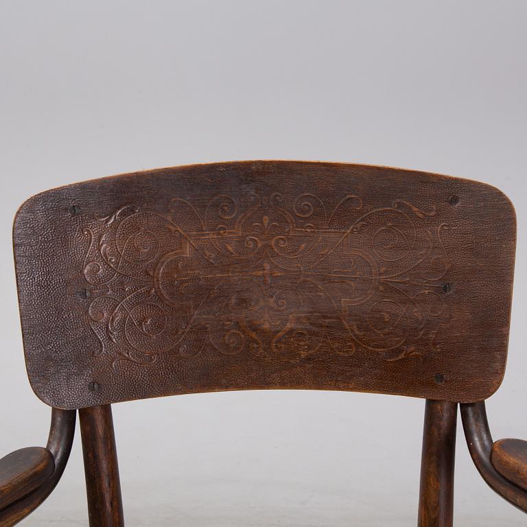 A pair of Thonet armchairs from the early 20th century.