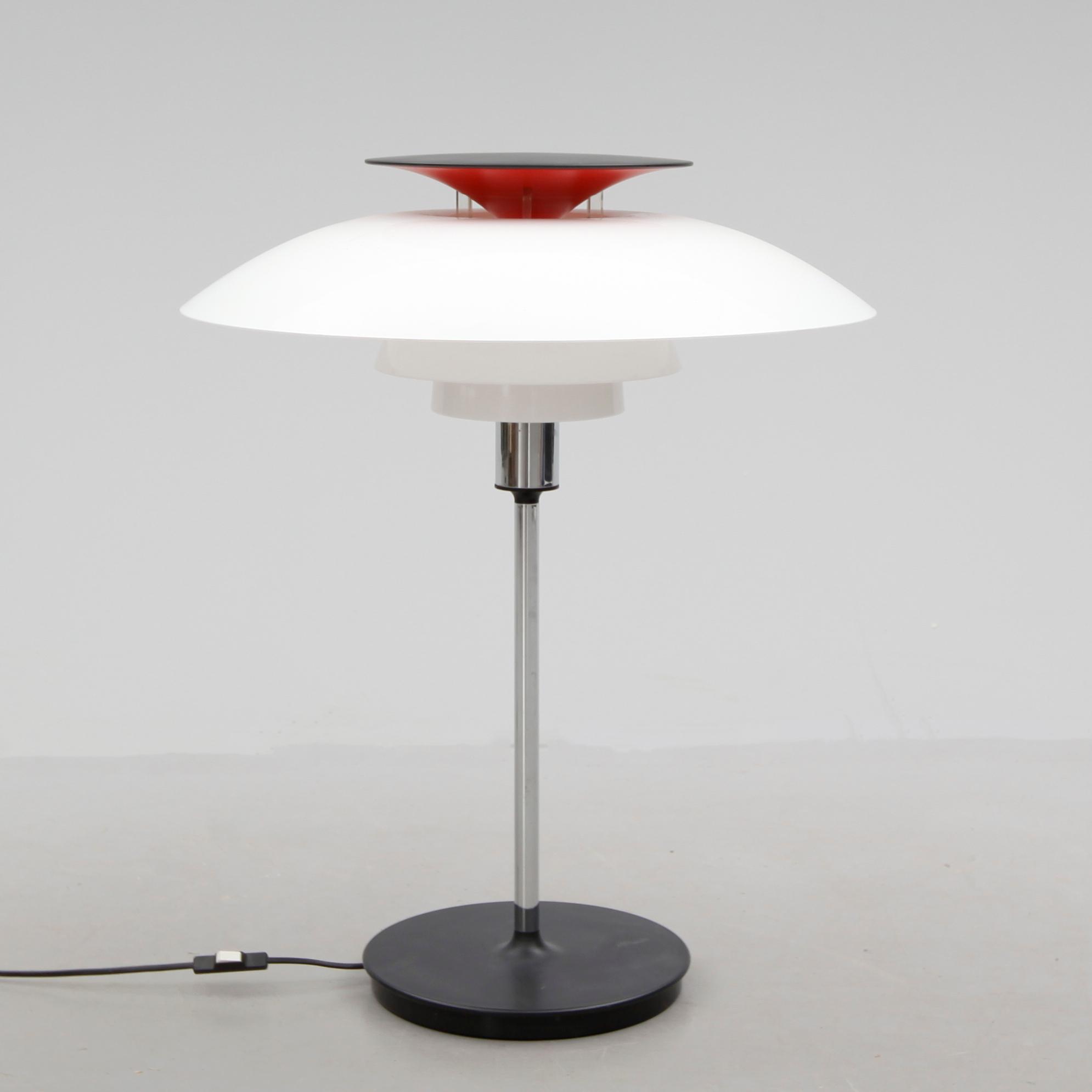 BORDSLAMPA, PH-80, Poul Henningsen.