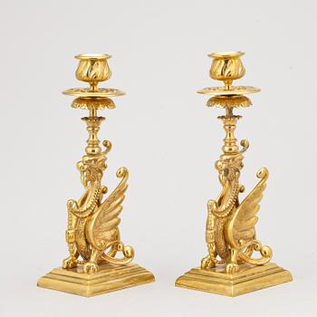 LJUSSTAKAR, ett par, mässing, 1900-tal.