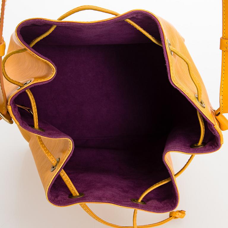 Louis Vuitton, a 'Epi Petit Noé' bag.