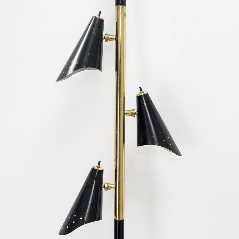 A mid 20th century floor lamp.