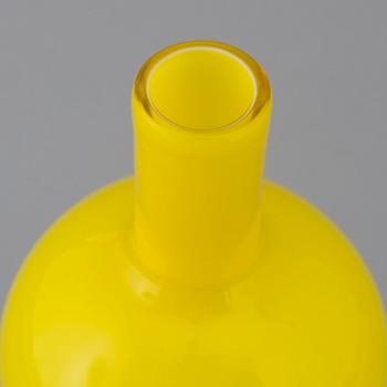 TIMO SARPANEVA, a glass decanter, Venini Murano Italy 1991.