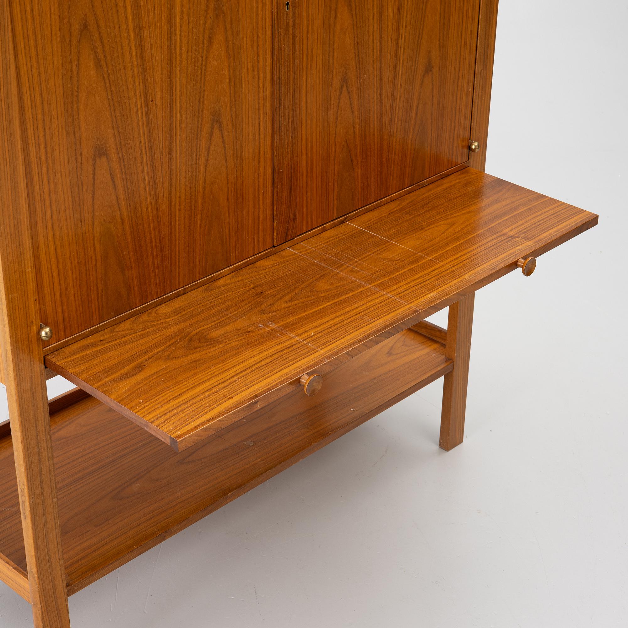 Josef Frank, Cabinet, model B 2135, Firma Svenskt Tenn, post 1985.