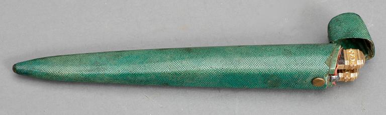 FRUKTKNIVAR, ett par, bl a guld, empire, 1800-talets första hälft.
