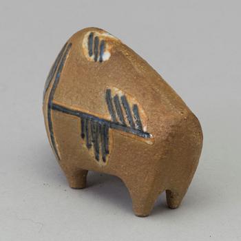 LISA LARSON, figurin i stengods, "Bison", Gustavsberg. I produktion 1956-1978.