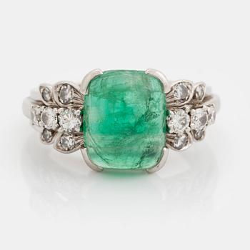 374. A WA Bolin 18K white gold ring set with a cabochon-cut emerald.