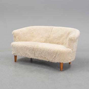 Carl Malmsten, soffa, "Festfolket", 1900-talets andra hälft.