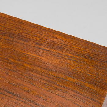 Byrå, teak, Danmark, 1900-talets mitt.