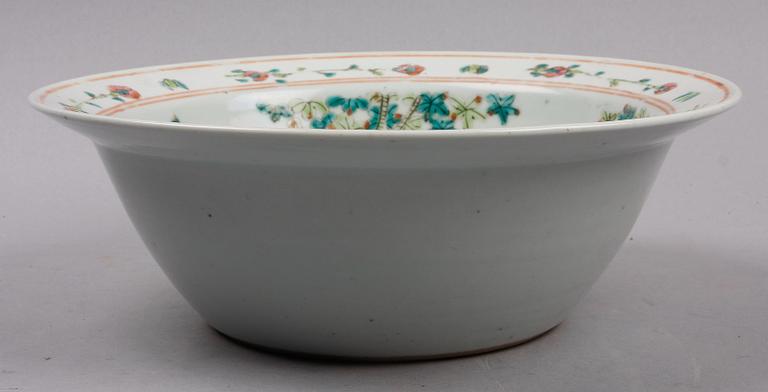 TVÄTTFAT, porslin Kina, 1800-tal.