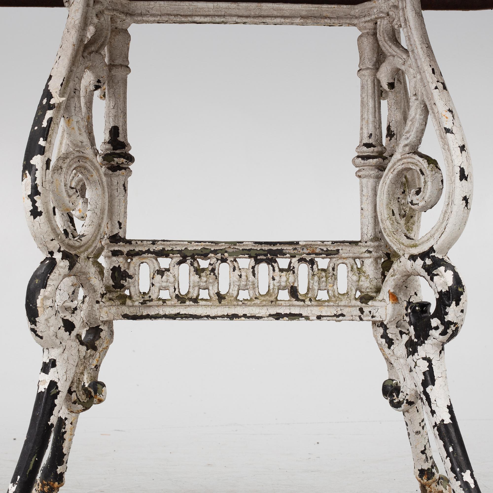 Trädgårdsbord, 1900-talets första hälft.