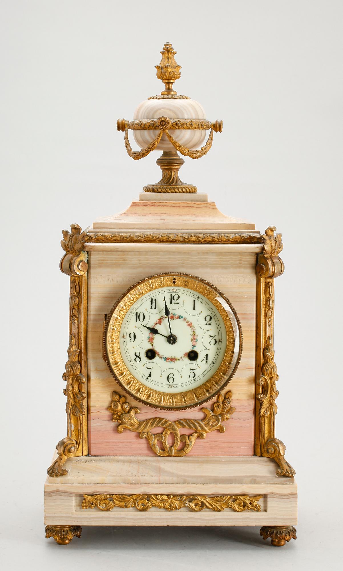 BORDSPENDYL, marmor och mässing, Louis XVI-stil, 1800-/1900-tal.