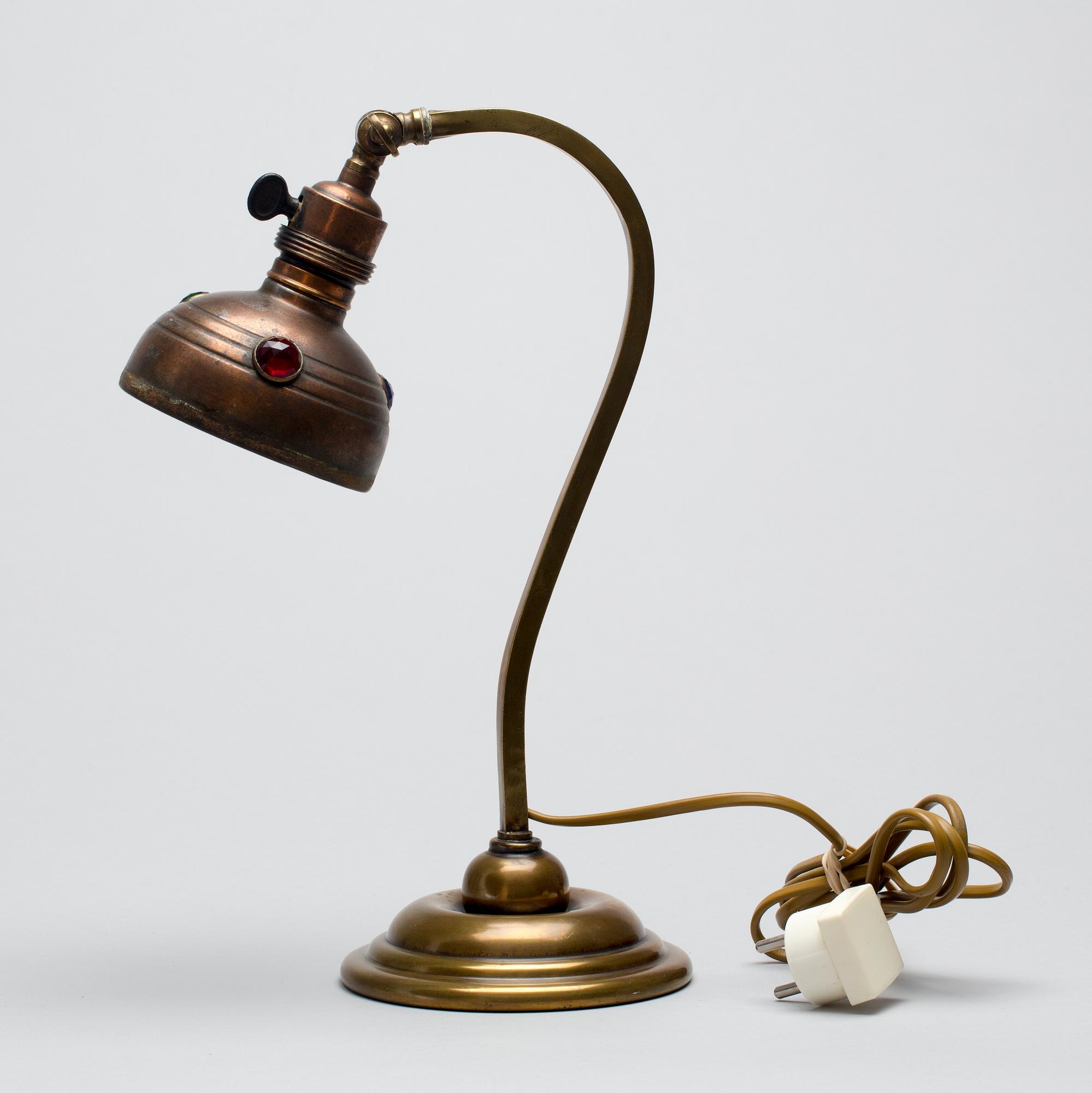 BORDSLAMPA, jugend. 1900-talets början.