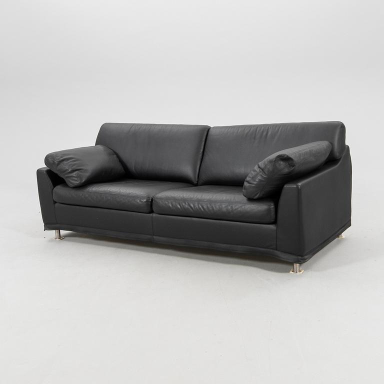 Kenneth Bergenblad, soffa "Fredrik" sent 1900-tal/2000-tal.