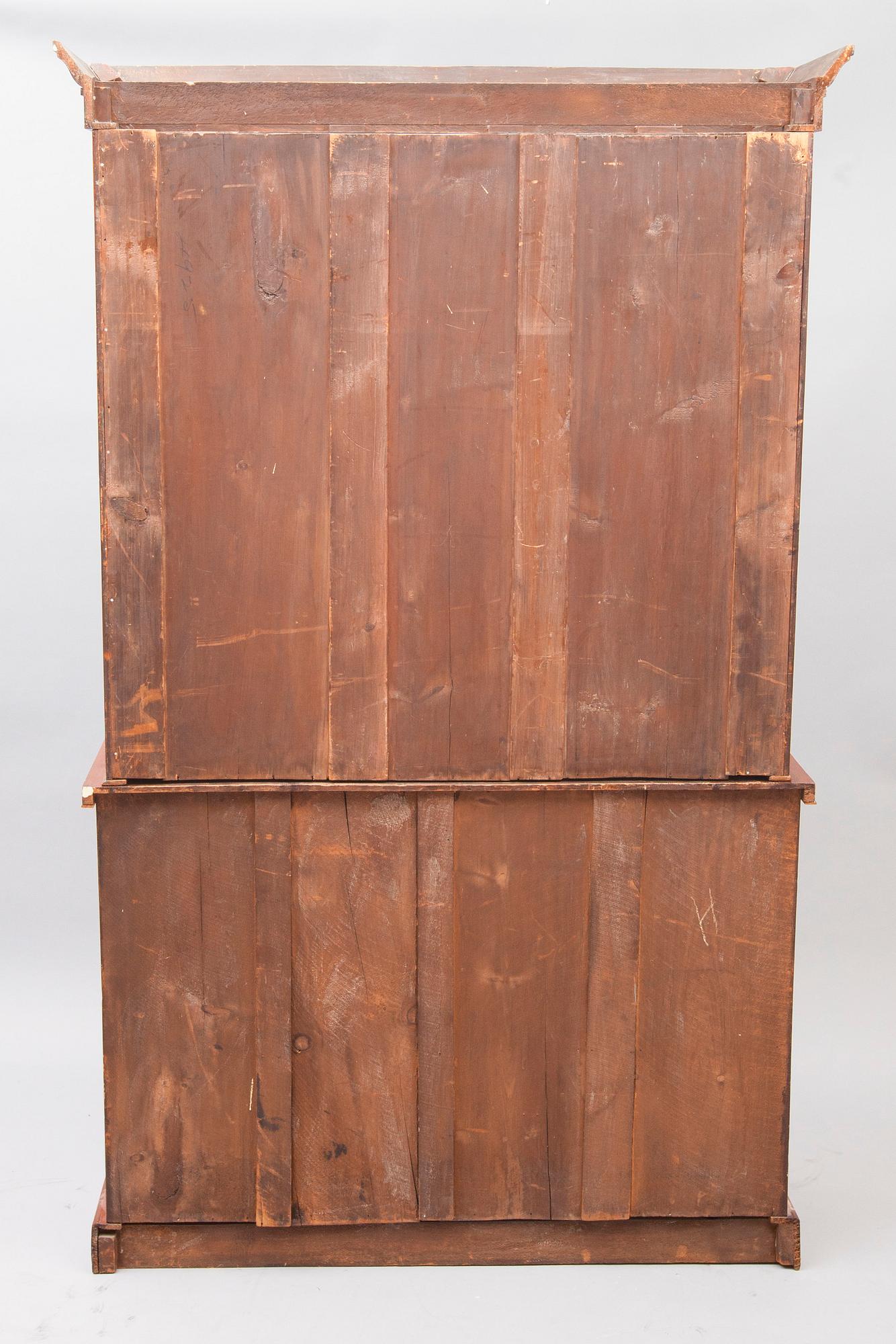 BOKSKÅP, 1800-talets slut.