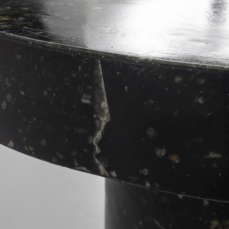 Gustaf Westman, matbord, "Linn Innovation Table", Swedish Stockings, 2025.