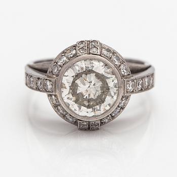 Ring, art deco-stil, platina, diamanter ca 2,04 ct tot.