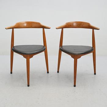 STOLAR, ett par, modell 4104, Hans J Wegner, Fritz Hansen.