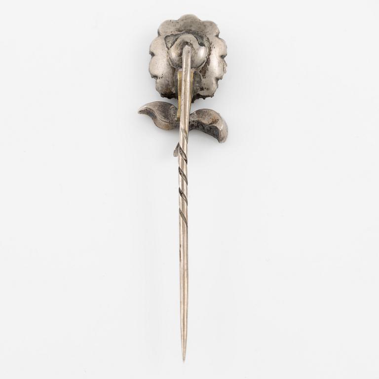 Paste brooch, silver with paste.
