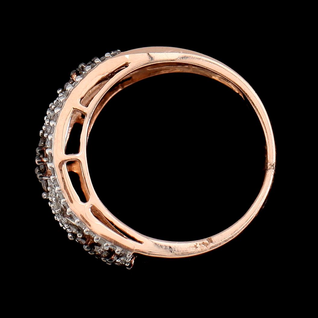 RING, 14K roséguld, diamanter tot ca 0.75 ct. Vikt ca 5 g.